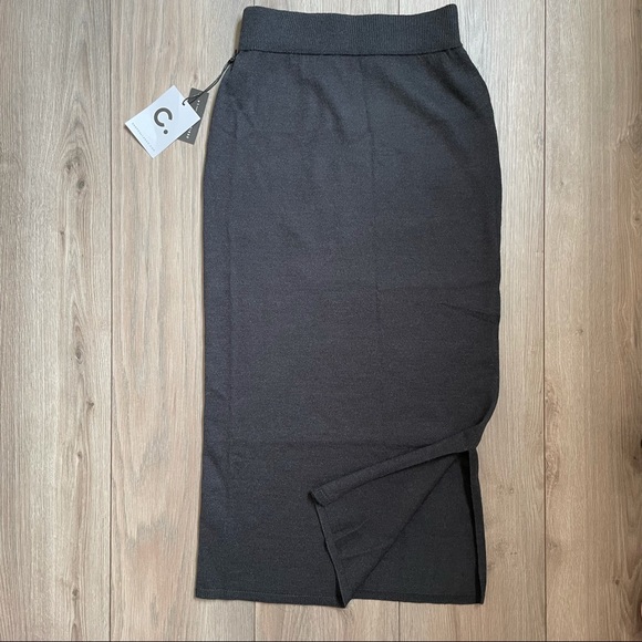 NWT Callahan Sweater Skirt Set - Picture 6 of 14